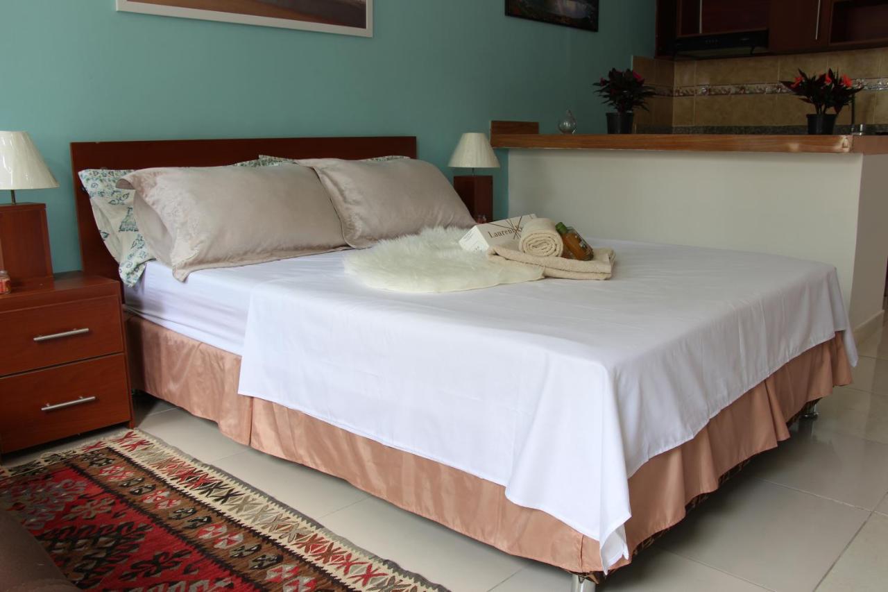 Casa Colon Bed and Breakfast Cali Exteriör bild
